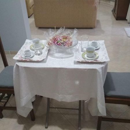 Family Apartments Missolonghi Екстер'єр фото