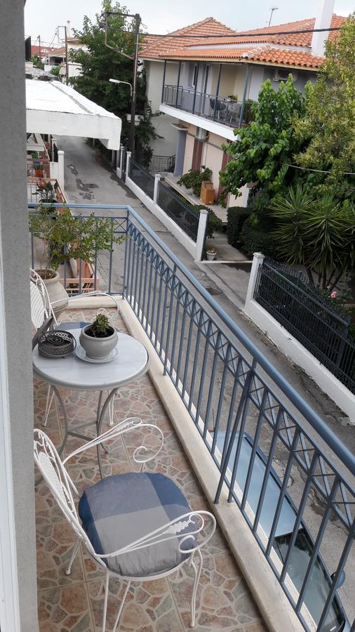 Family Apartments Missolonghi Екстер'єр фото