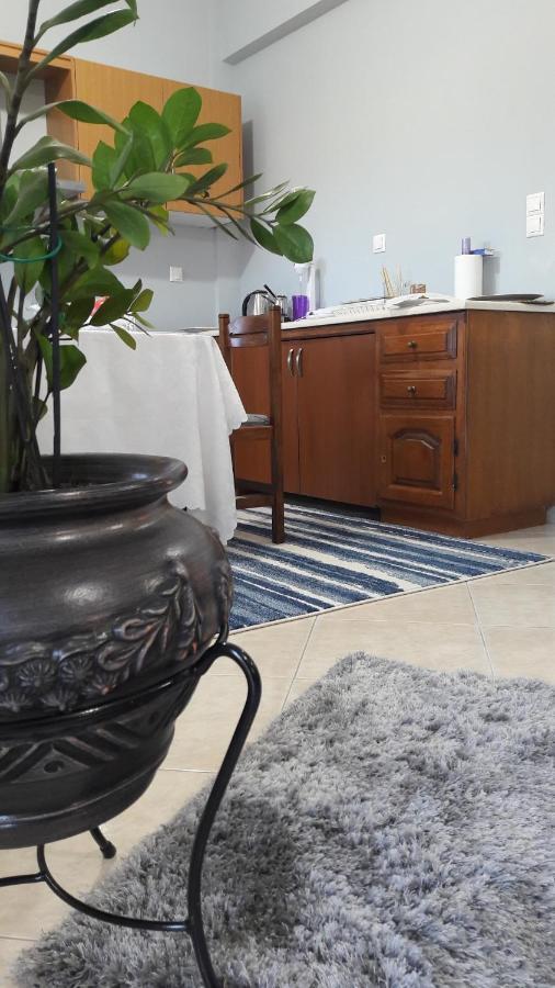 Family Apartments Missolonghi Екстер'єр фото